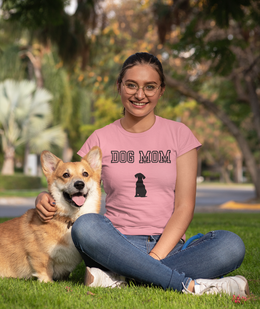 "Dog Mom" T-Shirt